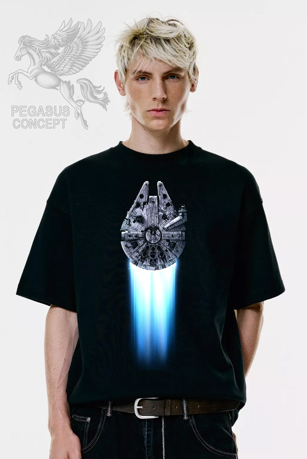 Μπλούζα μακό Premium ποιότητας σε χρώμα μαύρο με τύπωμα Star Wars Millenium Falcon