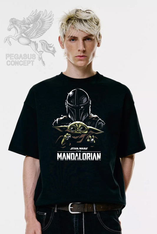 Μπλούζα μακό Premium ποιότητας σε χρώμα μαύρο με τύπωμα Star Wars Mandalorian & Joda