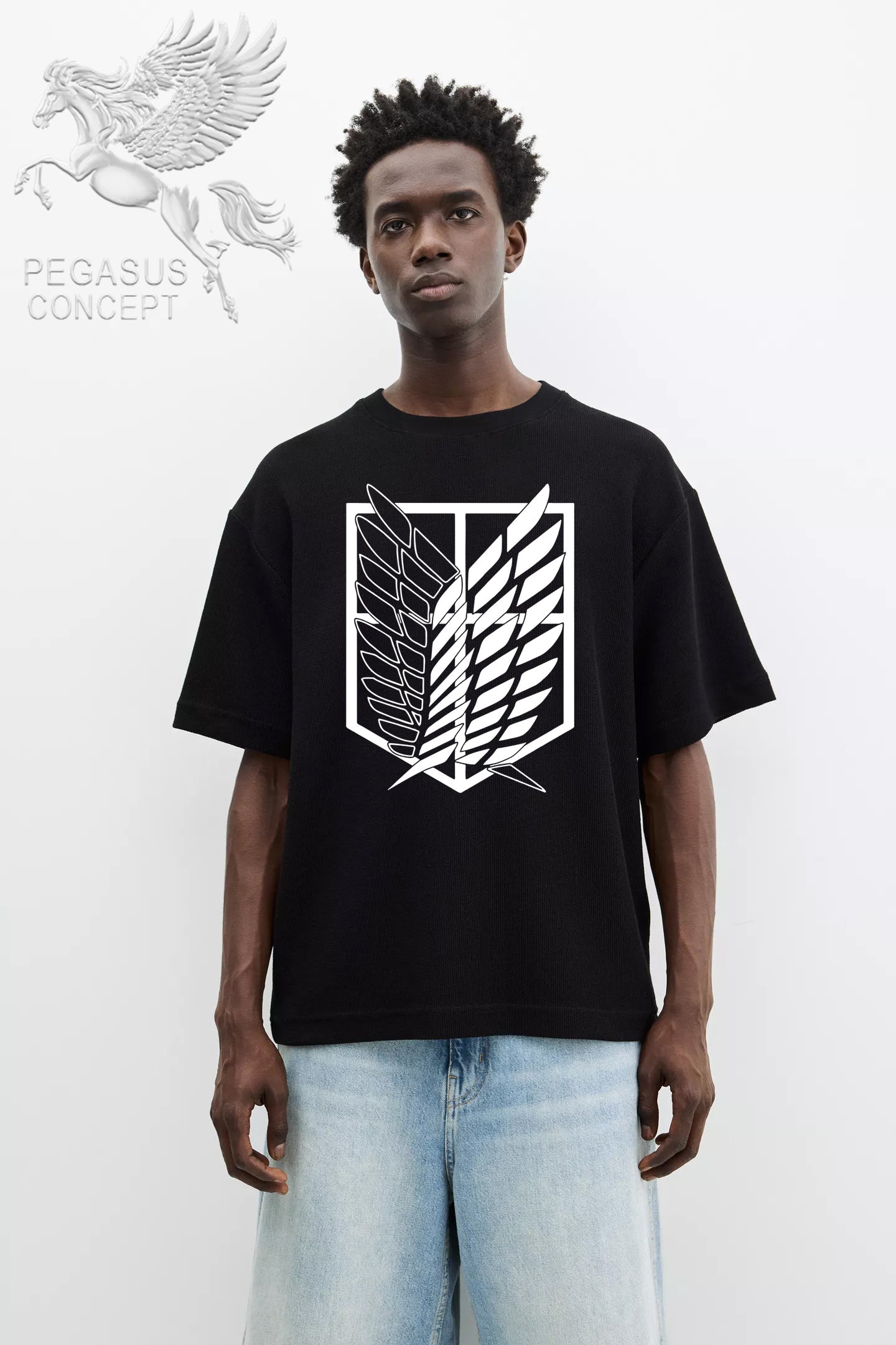 Μπλούζα μακό Premium ποιότητας σε χρώμα μαύρο με τύπωμα Attack on Titan