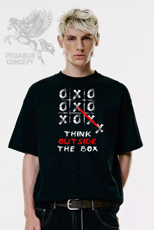Μπλούζα μακό Premium ποιότητας σε χρώμα μαύρο με τύπωμα Think outside the Box