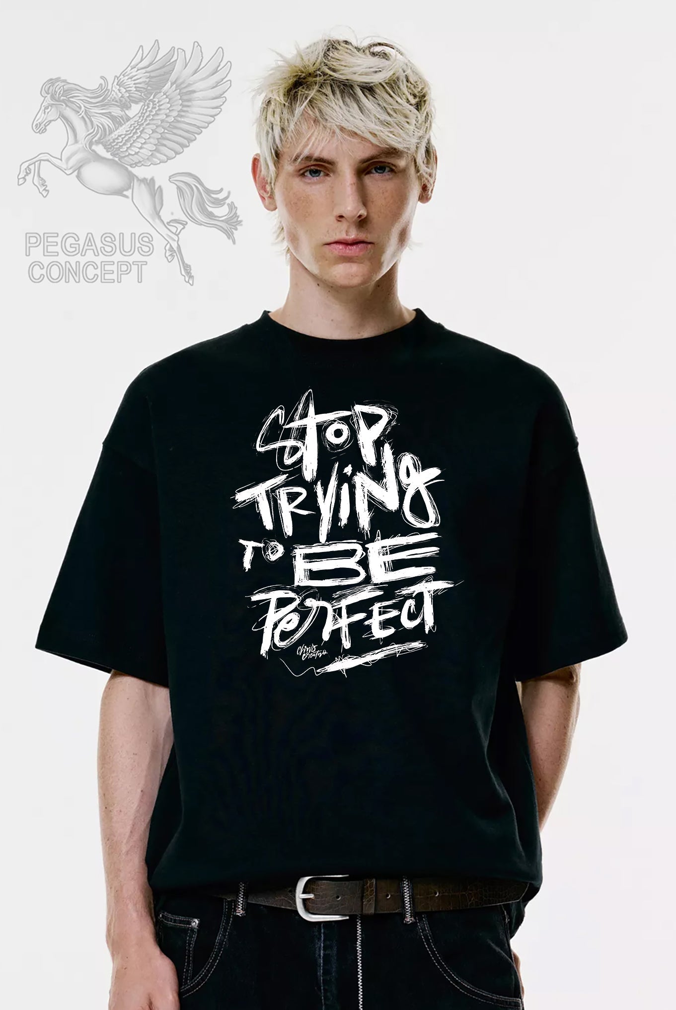 Μπλούζα μακό Premium ποιότητας σε χρώμα μαύρο με τύπωμα Stop Trying Being Perfect