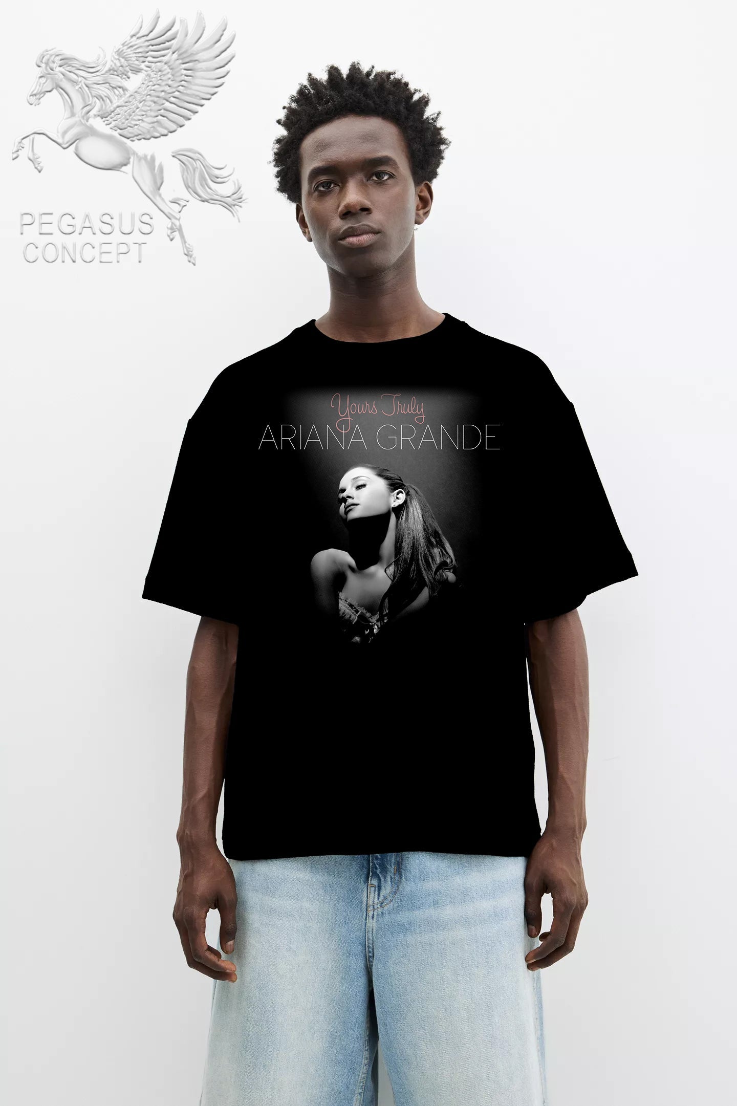 Μπλούζα μακό Premium ποιότητας σε χρώμα μαύρο με τύπωμα Ariana Grande