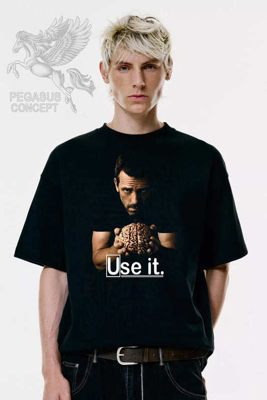 Μπλούζα μακό Premium ποιότητας σε χρώμα μαύρο με τύπωμα Dr.House