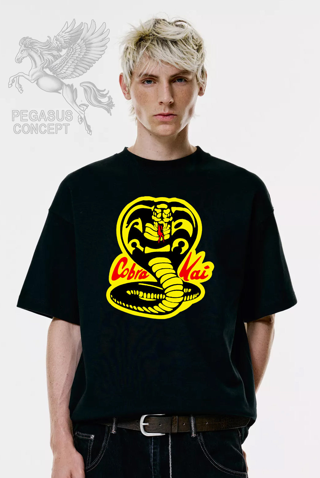 Μπλούζα μακό Premium ποιότητας σε χρώμα μαύρο με τύπωμα Cobra Kai