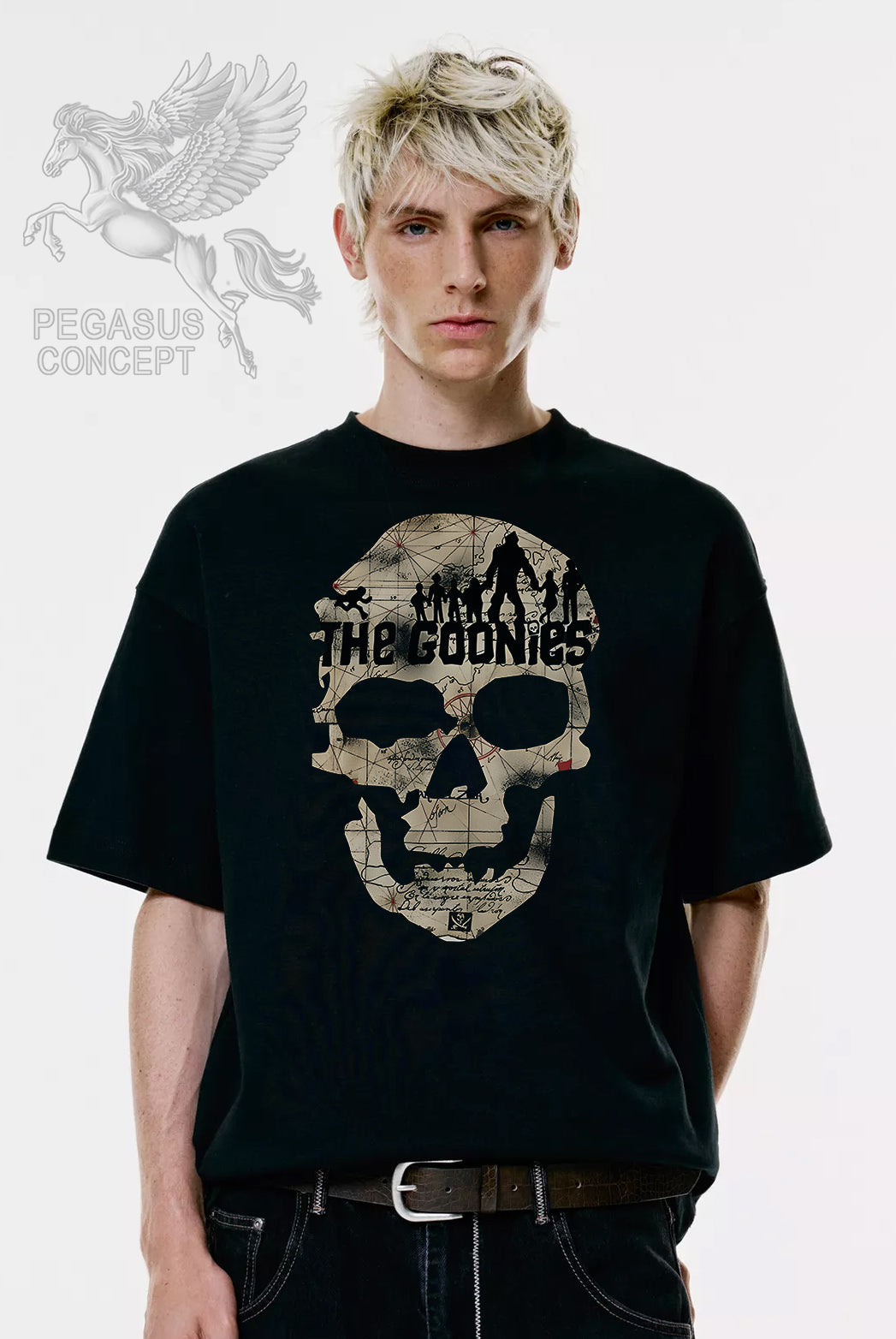 Μπλούζα μακό Premium ποιότητας σε χρώμα μαύρο με τύπωμα The Goonies