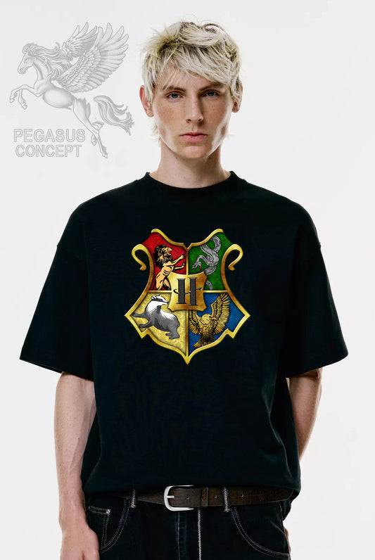 Μπλούζα μακό Premium ποιότητας σε χρώμα μαύρο με τύπωμα Harry Potter Hogwarts
