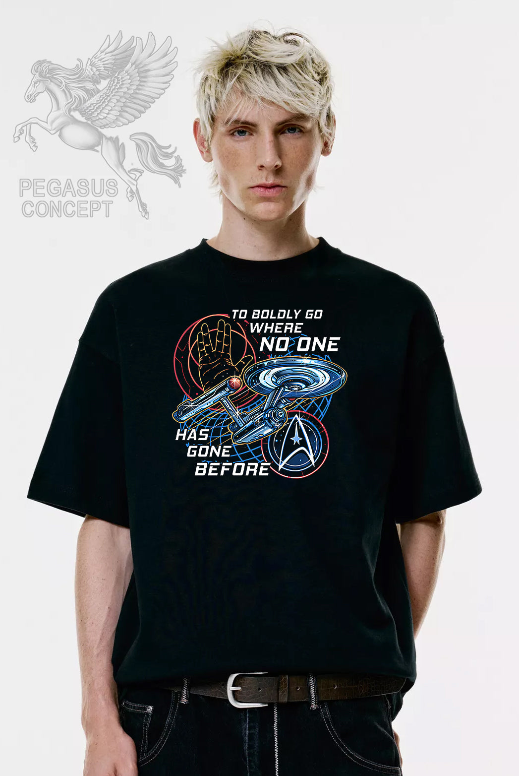 Μπλούζα μακό Premium ποιότητας σε χρώμα μαύρο με τύπωμα Star Trek Millenium Falcon